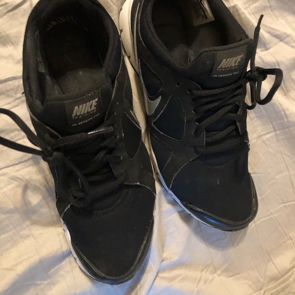 Nike’s size 9 - Picture 2 of 2